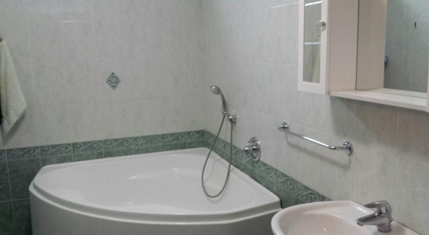 Residenze Glorenza Daire Bolzano Oda fotoğraf