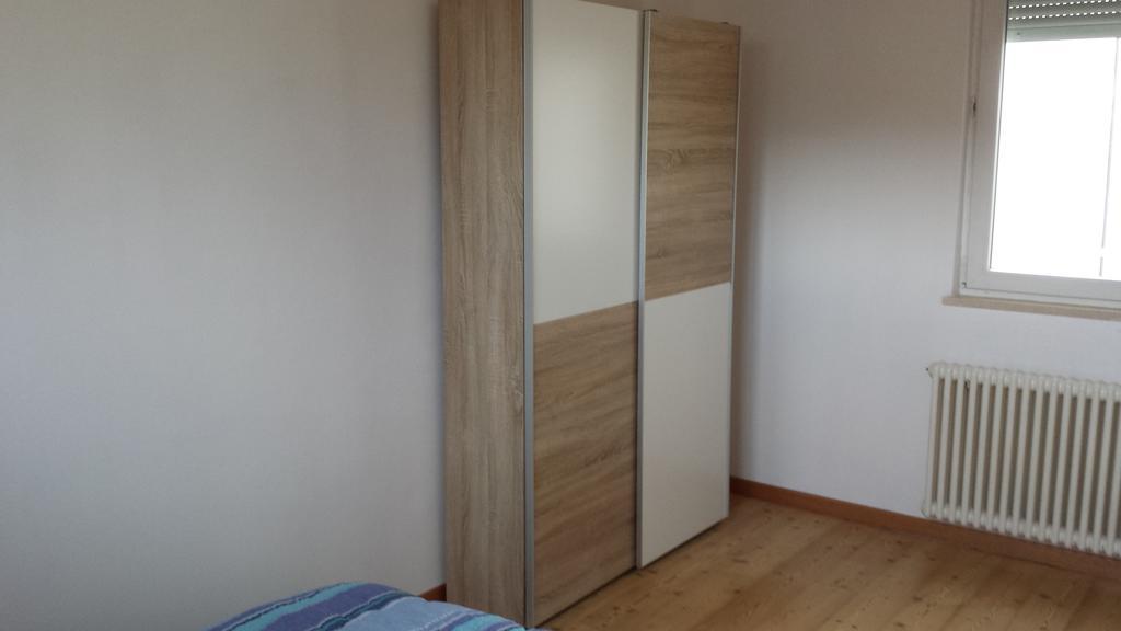 Residenze Glorenza Daire Bolzano Oda fotoğraf